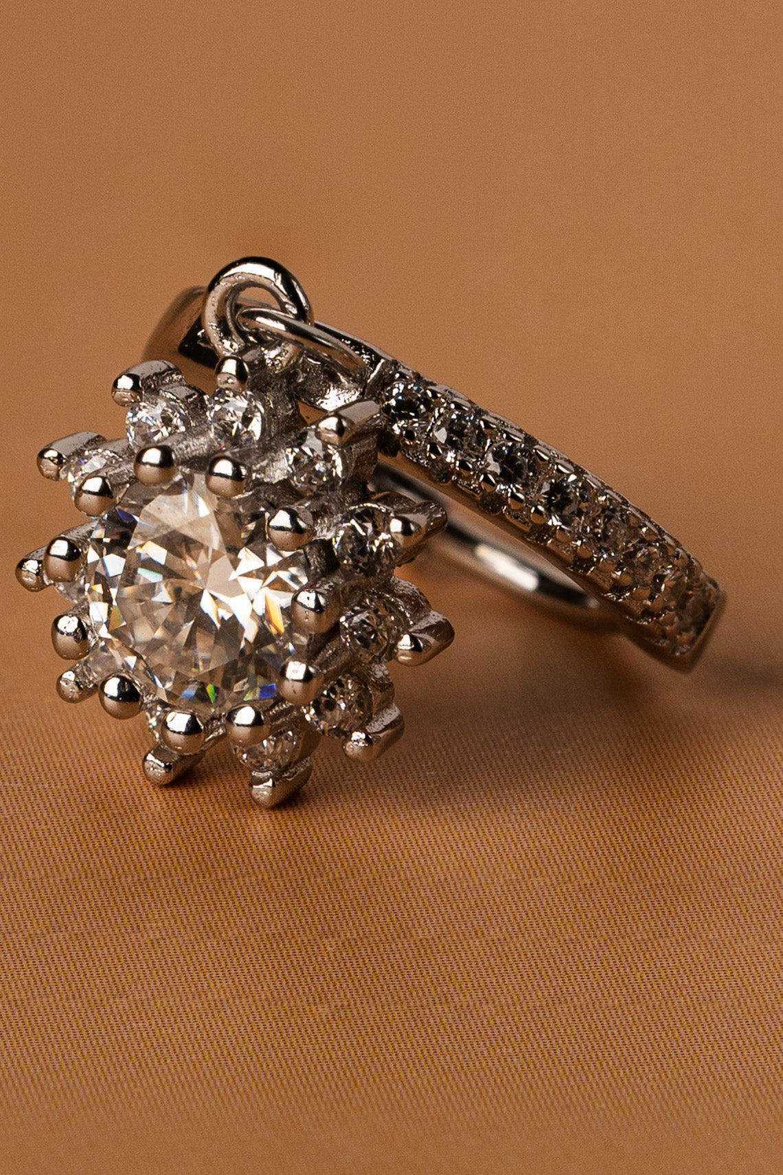 Veyelle Étoile moissanite drop earrings in white gold — close-up