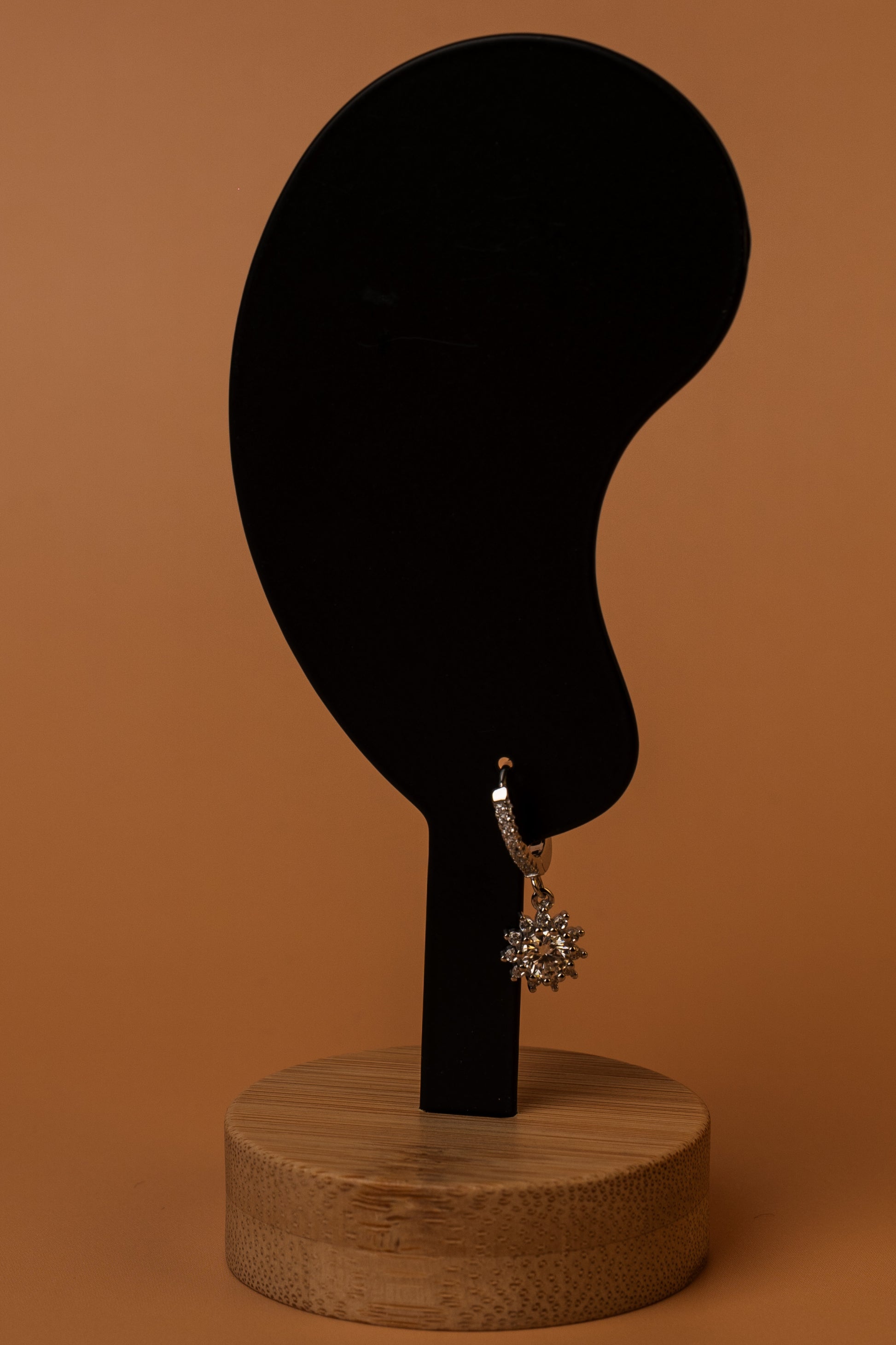 Veyelle Étoile moissanite drop earrings in white gold — on model