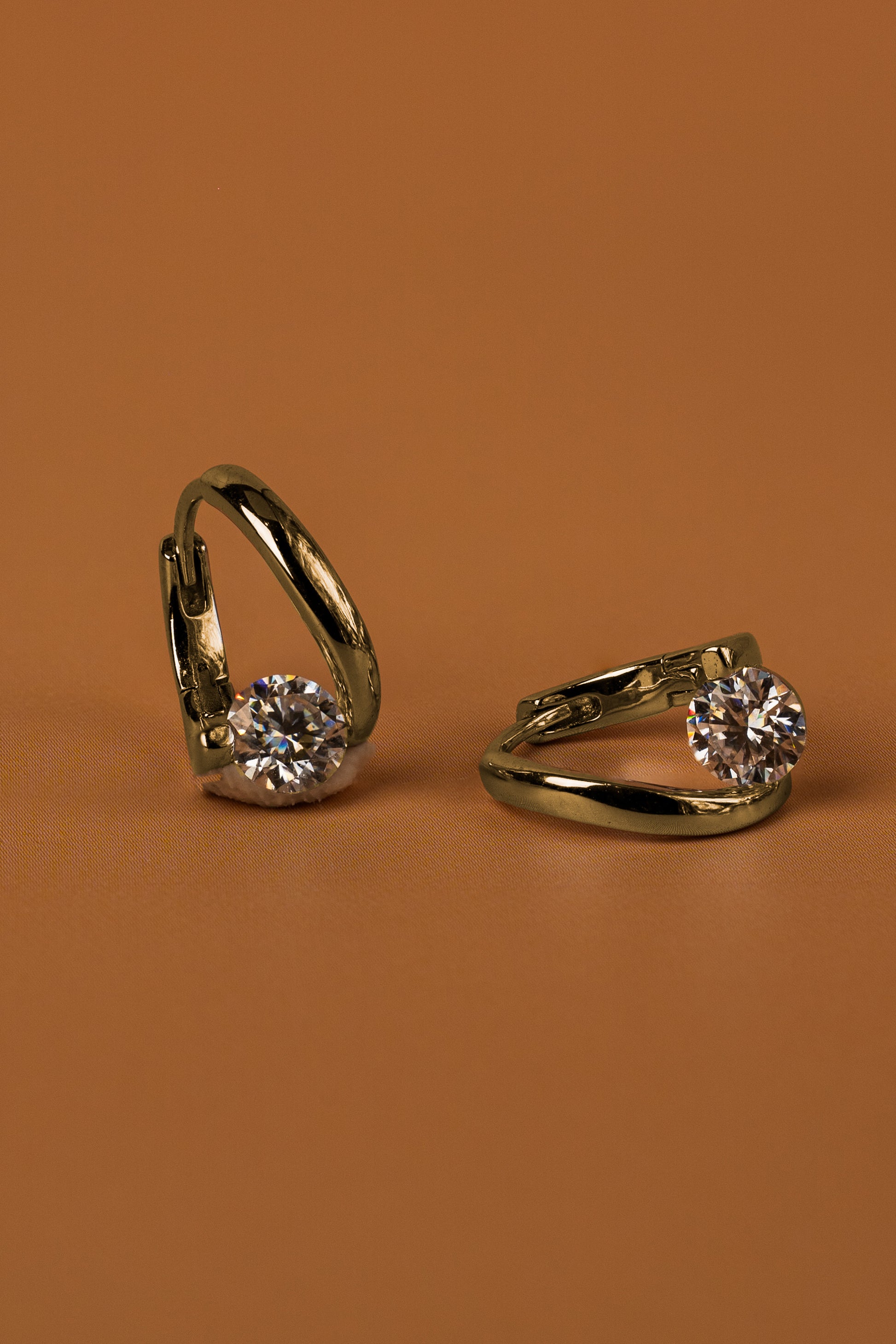 Veyelle Soirée moissanite halo earrings in golden gold