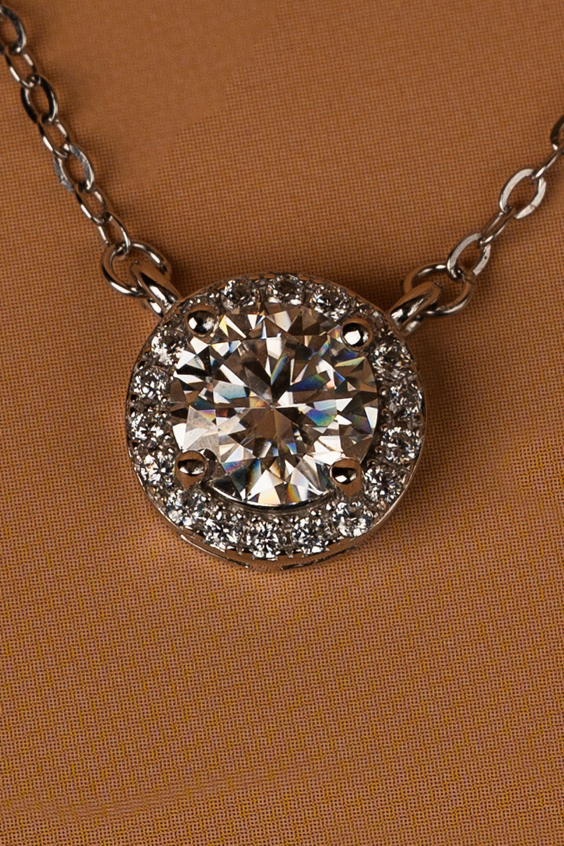 Veyelle Lumière moissanite station necklace in white gold — close-up
