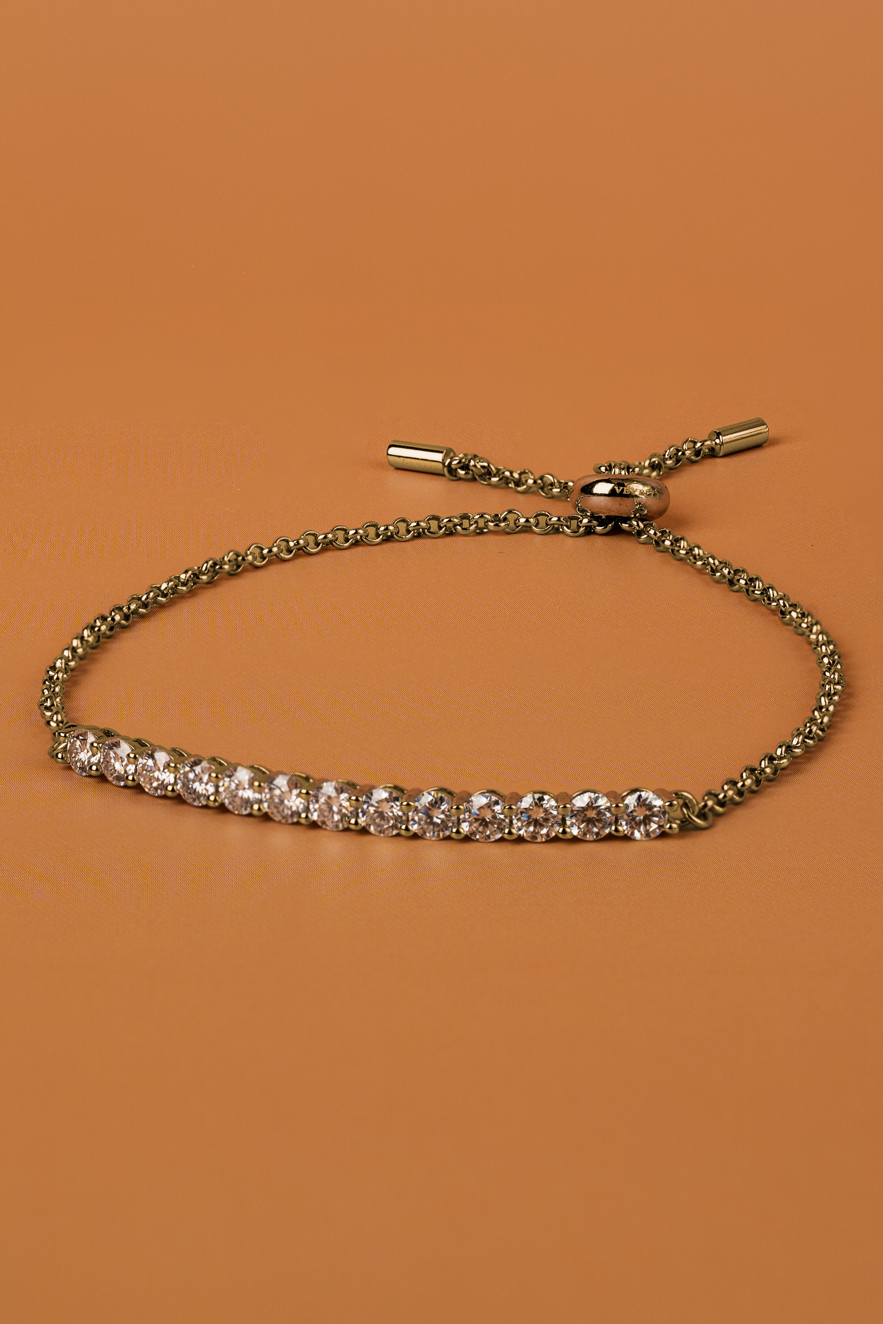 Veyelle Demi moissanite station bracelet in golden gold