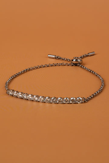 Veyelle Demi moissanite station bracelet in white gold